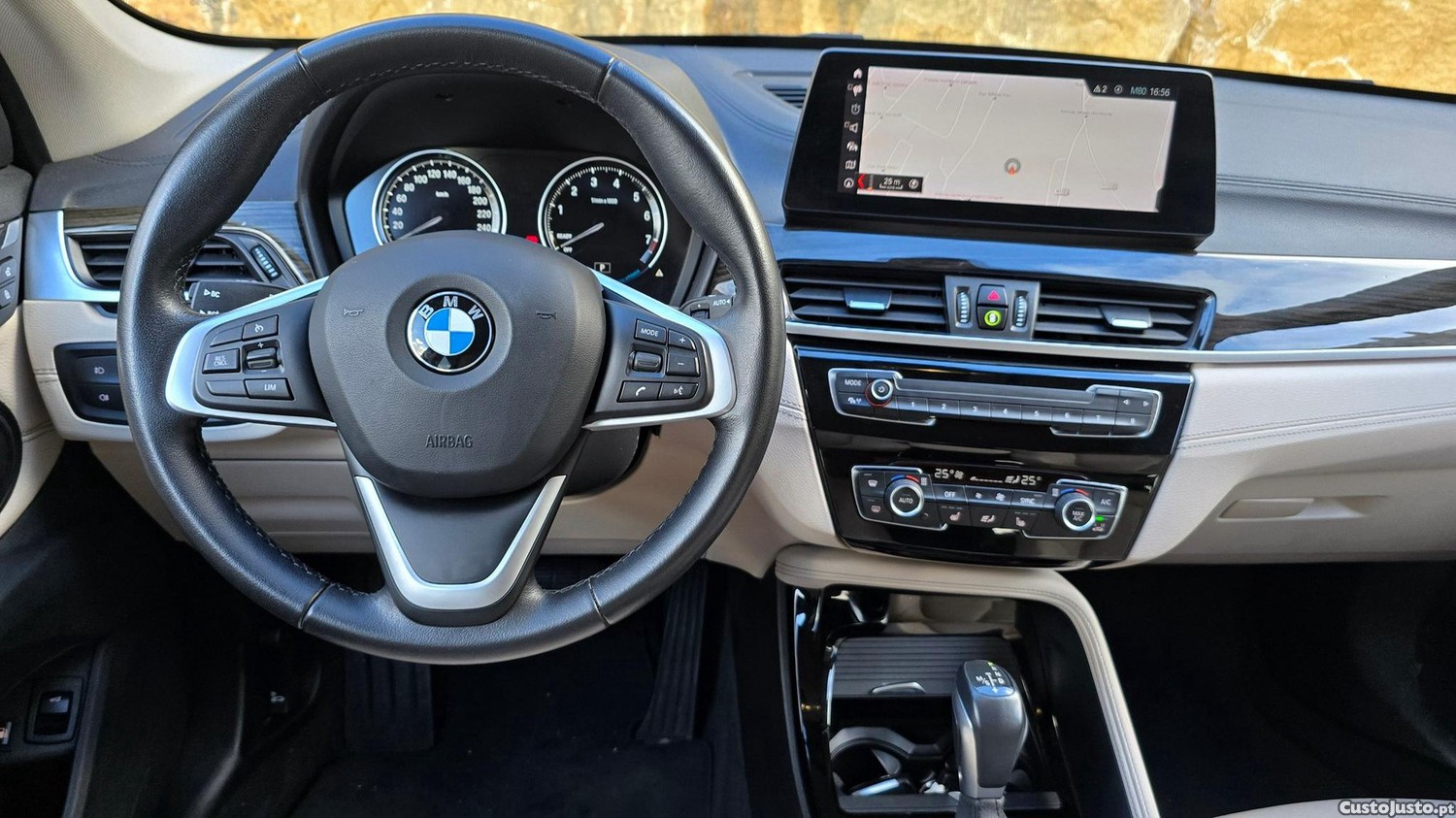 BMW X1 25 e xDrive — fotografia 17
