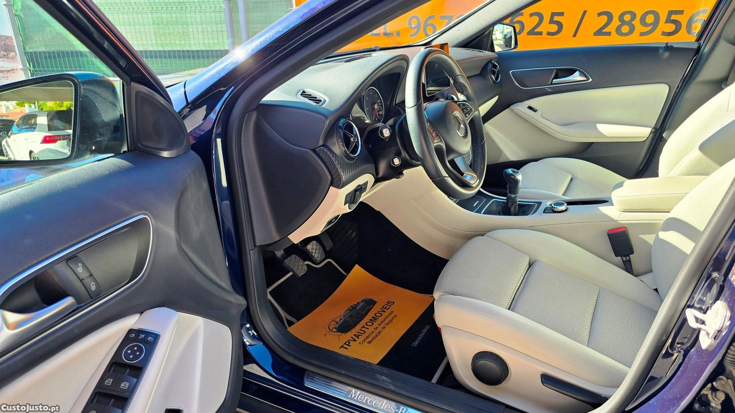 Mercedes-Benz GLA 180 d Style — fotografia 18