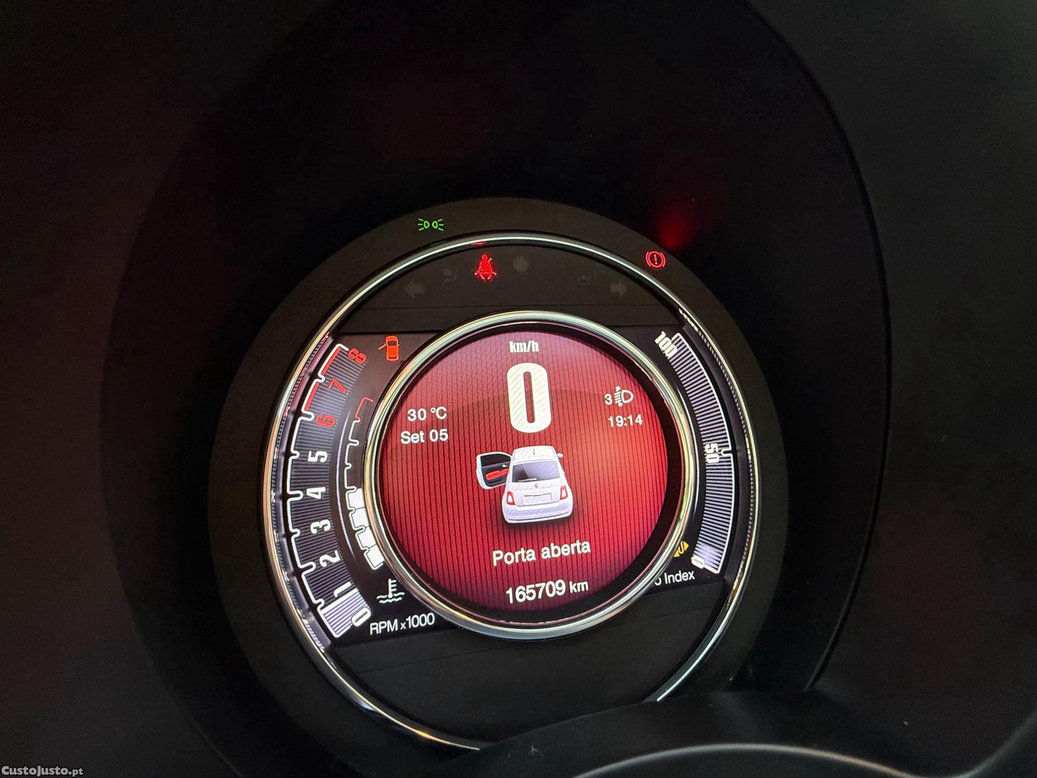 Fiat 500 1.2 gasolina económico versão 2017 — fotografia 10