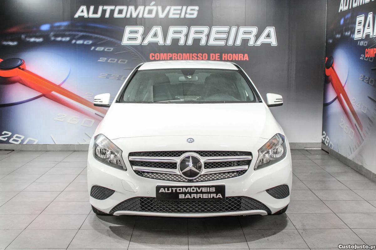 Mercedes-Benz A 180 CDI (BlueEFFICIENCY) Urban — fotografia 4