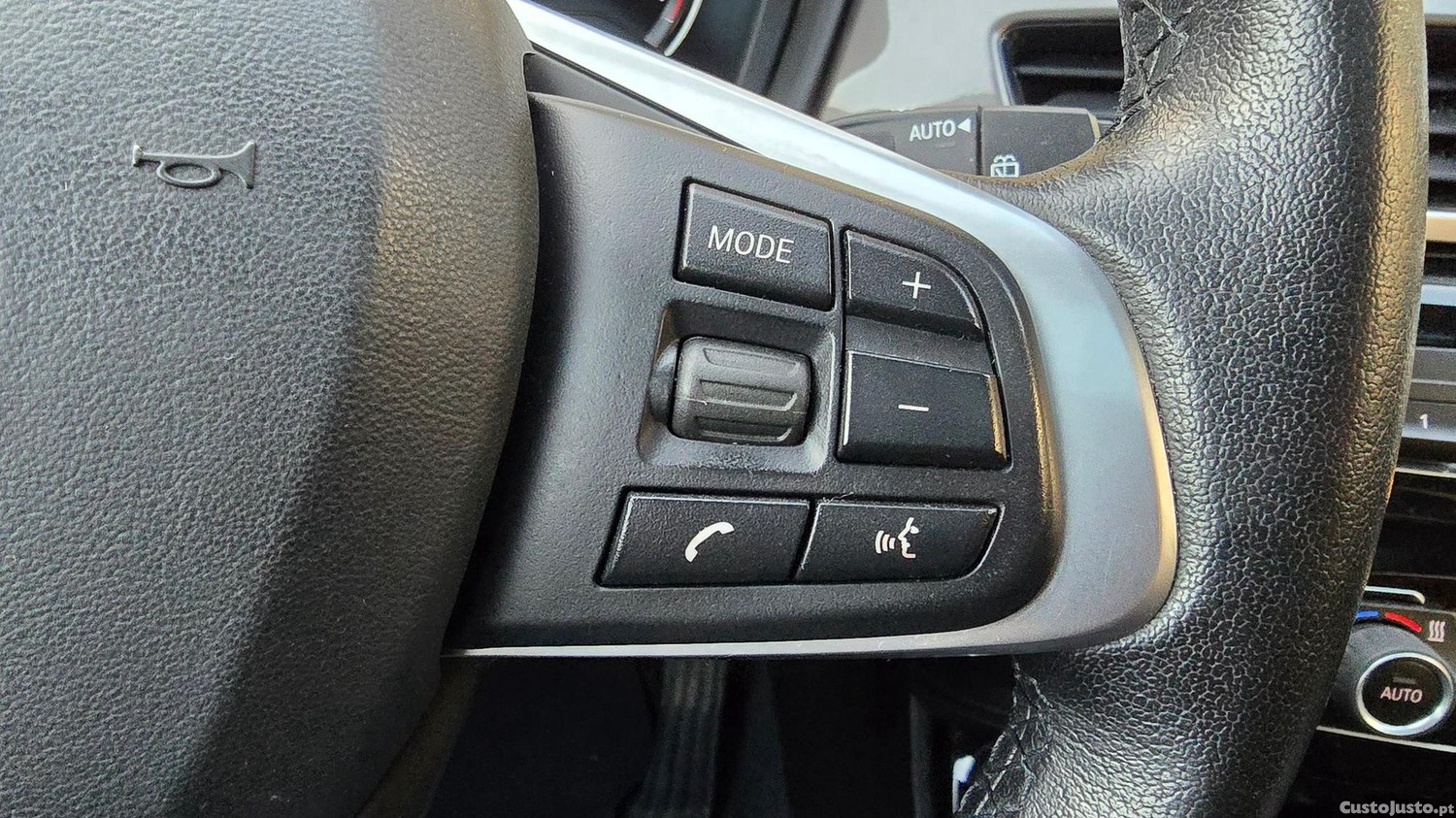 BMW X1 25 e xDrive xLine — fotografia 14
