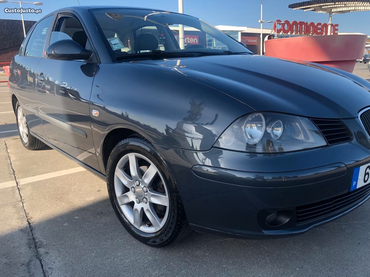 Seat Cordoba 1.4 TDI Stylance FR ( Diesel ) — photo 4