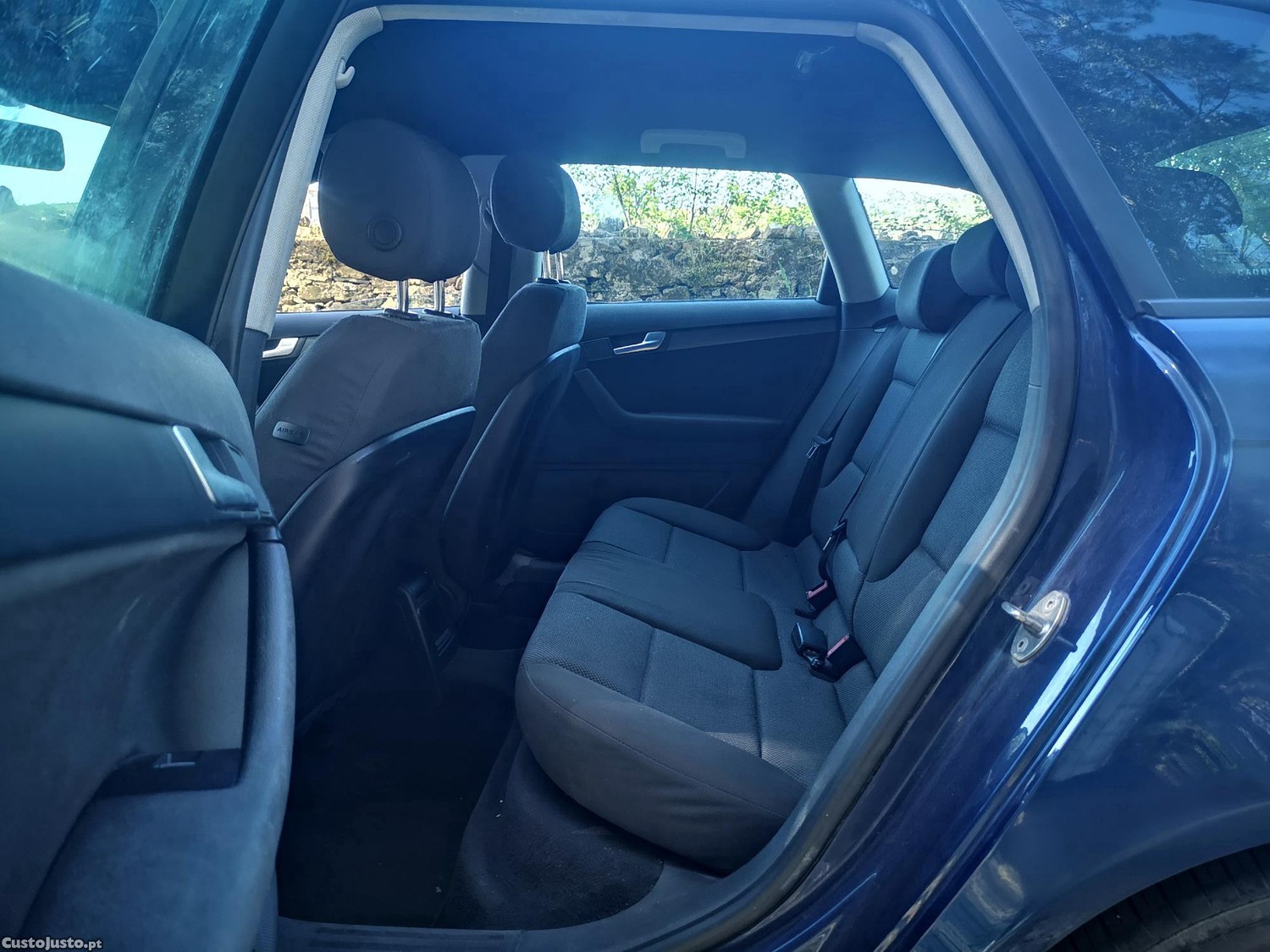 Audi A3 Sportback 1.6 TDI 105cv Attraction c/ Garantia — fotografia 3