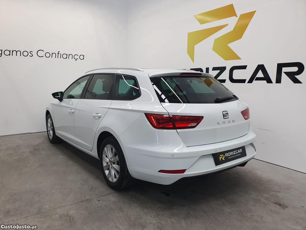 SEAT Leon 1.6 TDI Style S/S — fotografia 21