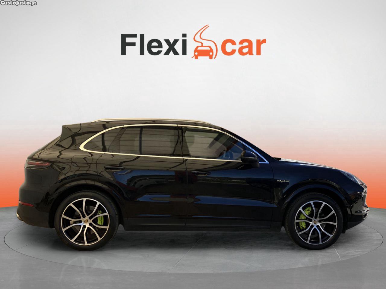 Porsche Cayenne E-Hybrid — fotografia 18