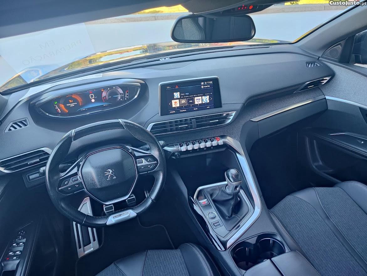 Peugeot 5008 GT LINE 1.5 BLUEHDI — fotografia 5