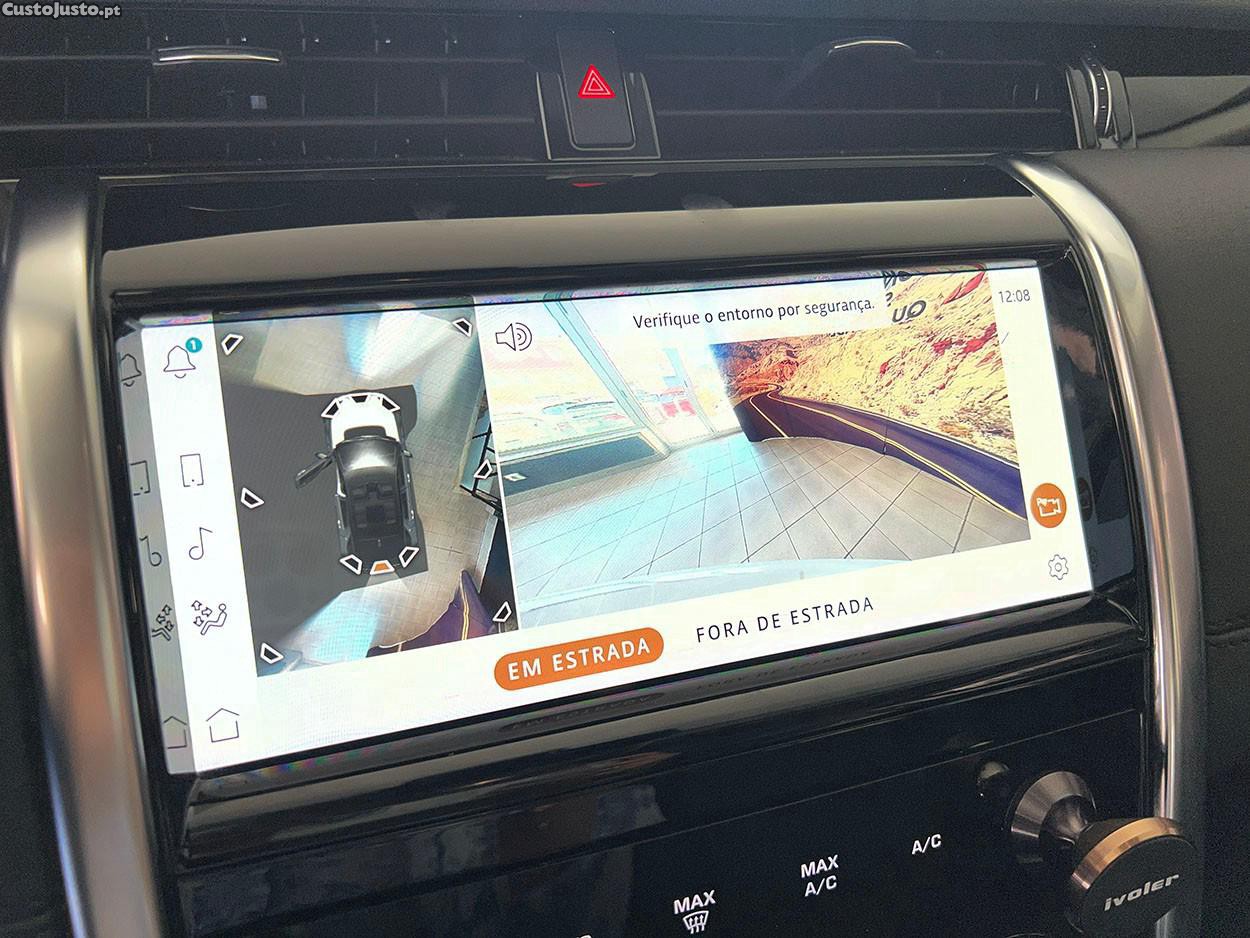 Land Rover Discovery Sport 1.5 I3 P300e AWD S — fotografia 14