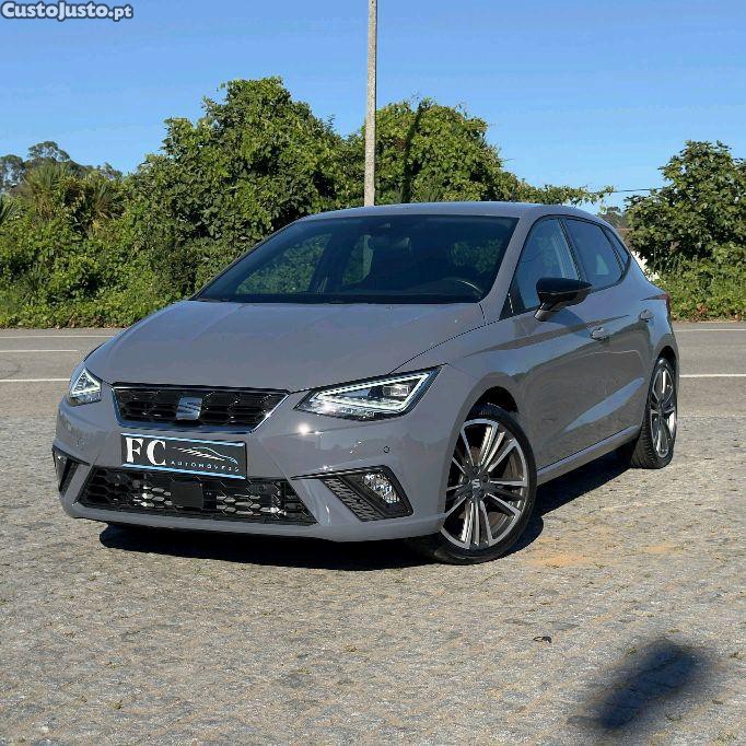 SEAT Ibiza 1.0 TSI FR 40th Anniversary | 115 CV | 2024 — fotografia 9