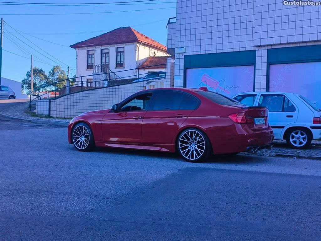 BMW 318 F30 — fotografia 3