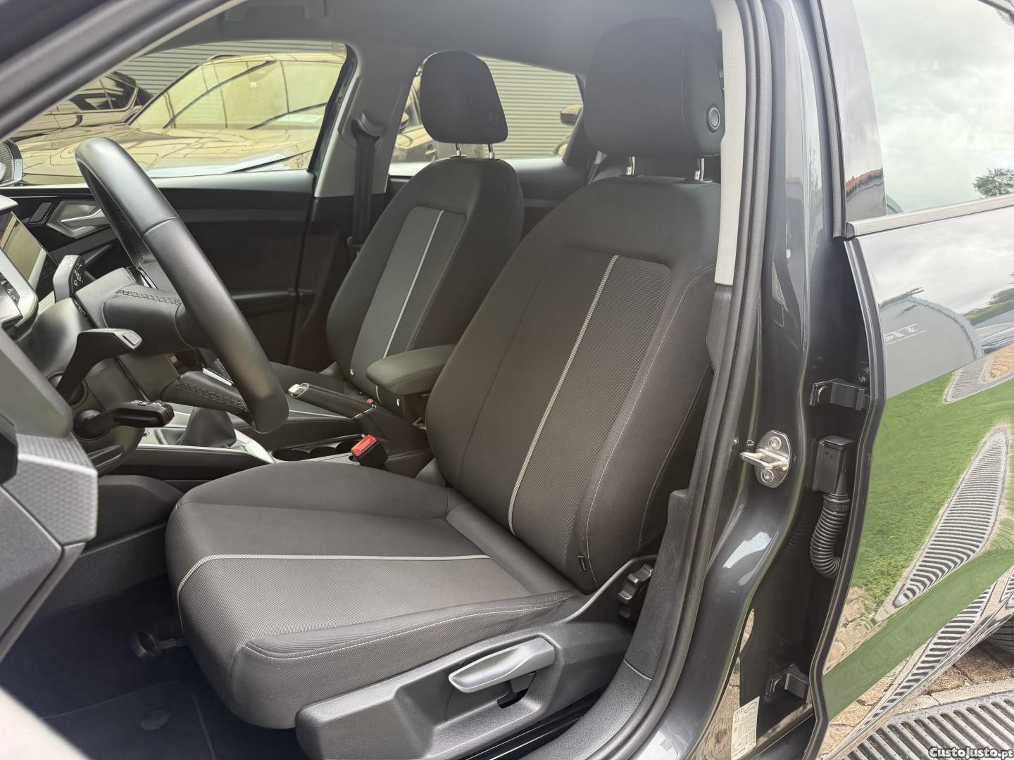 Audi A1 1.0 TFSI — fotografia 9