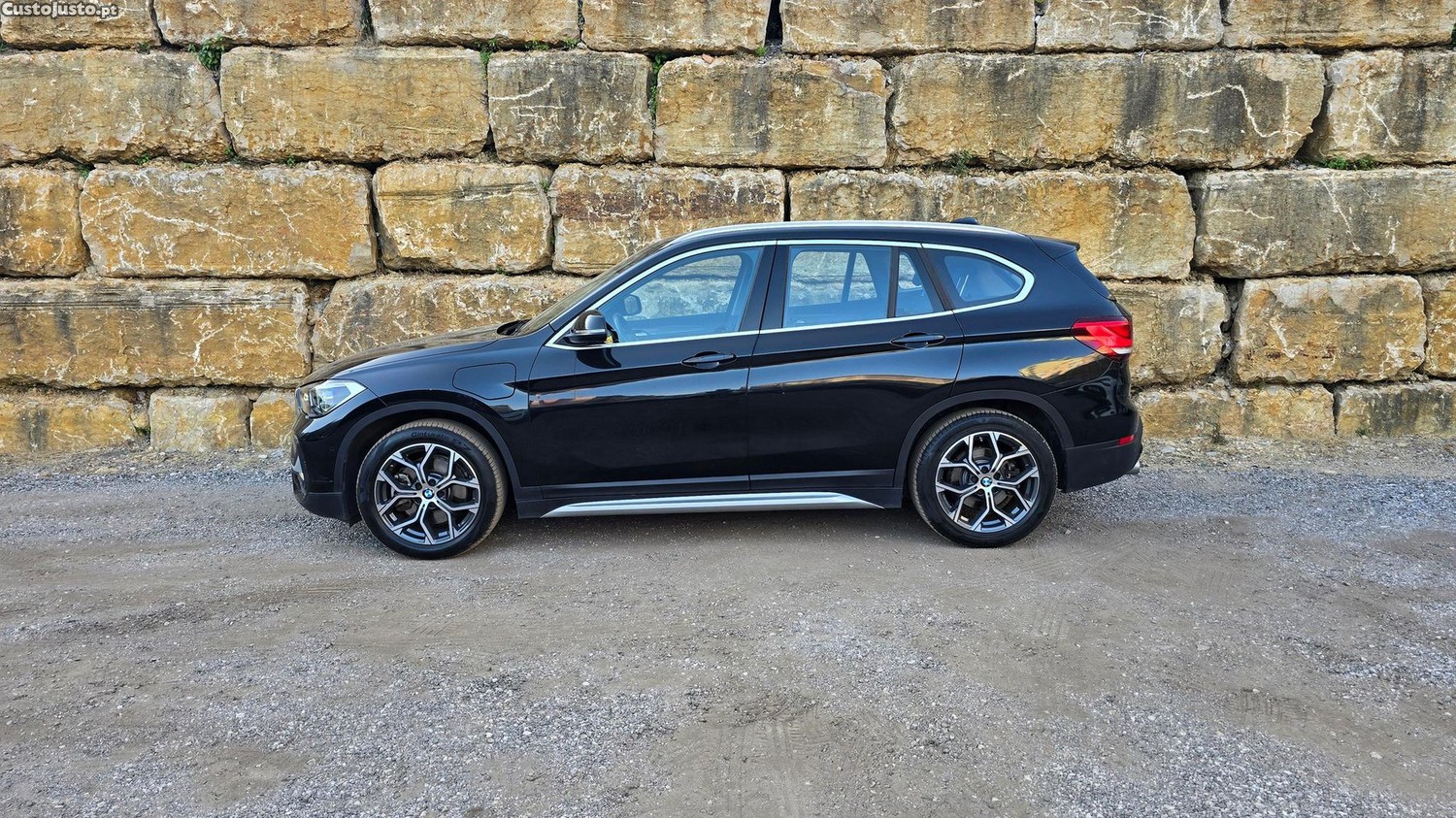 BMW X1 25 e xDrive xLine — fotografia 28