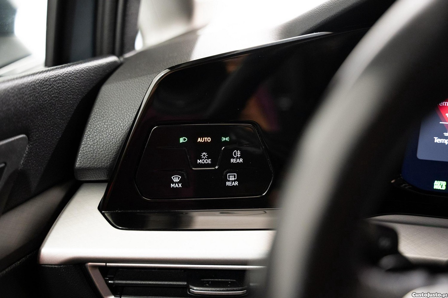Volkswagen Golf Variant 1.0 eTSI Life DSG — fotografia 19