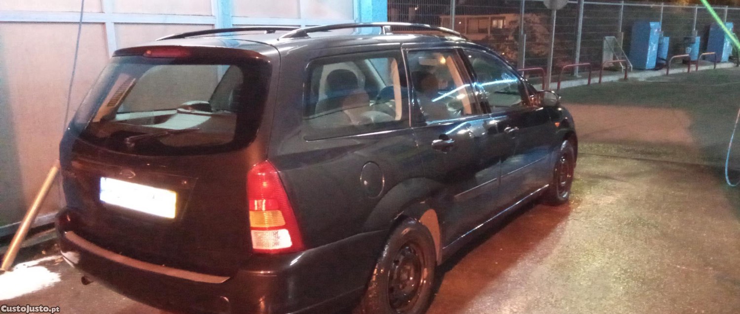 Ford Focus DNS 5 Door S.Wagon — fotografia 4