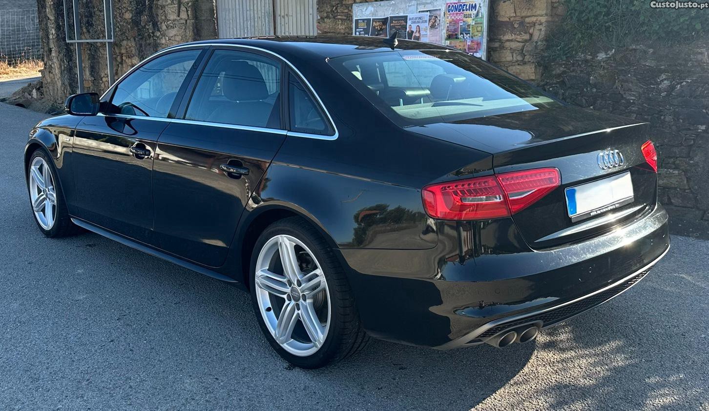 Audi A4 2.0 TDI 150cv Sline — fotografia 10