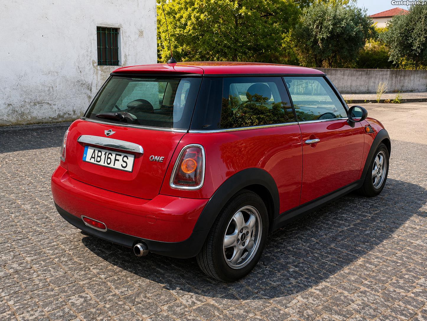MINI One 1.4 16V 95CV — fotografia 10