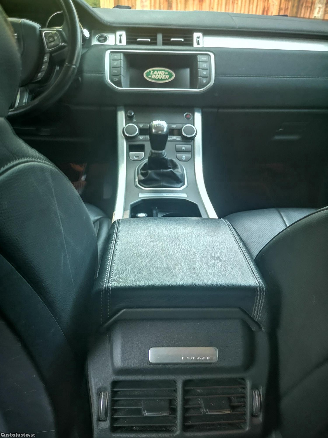 Land Rover Evoque 2.0 TD4 SE DYNAMIC - "NACIONAL - C/ GARANTIA" - "Distribuição Mudada" - "Classe 1 Port." — fotografia 5