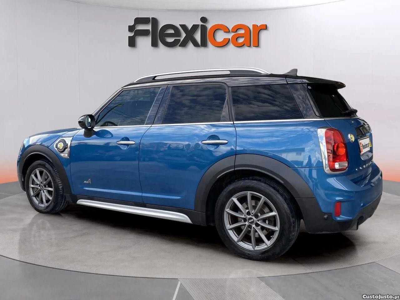 MINI Countryman Cooper SE ALL4 Auto — photo 4