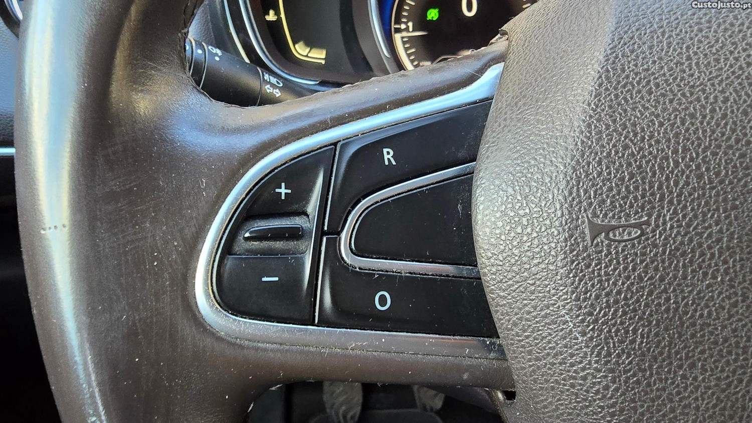Renault Espace 1.6 dCi Zen — fotografia 17
