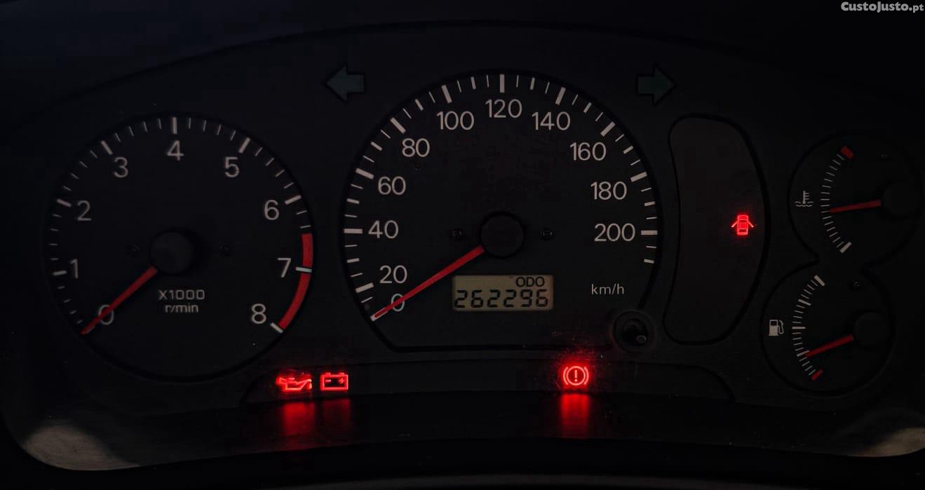 Mitsubishi Lancer 1.3GLX — fotografia 10