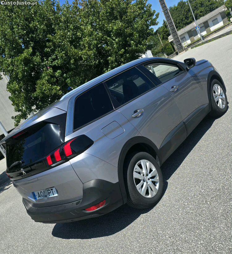 Peugeot 5008 1.6 BlueHdi — fotografia 8