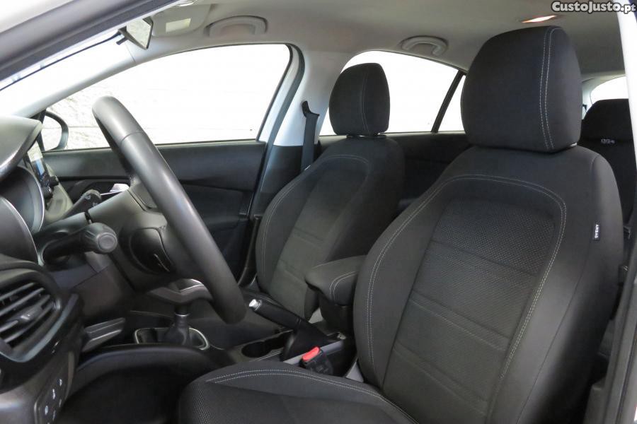 Fiat Tipo 1.0 GSE T3 City Life — fotografia 22
