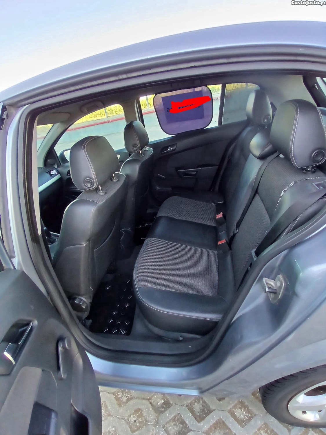 Opel Astra H 1.3 CDTI — fotografia 3