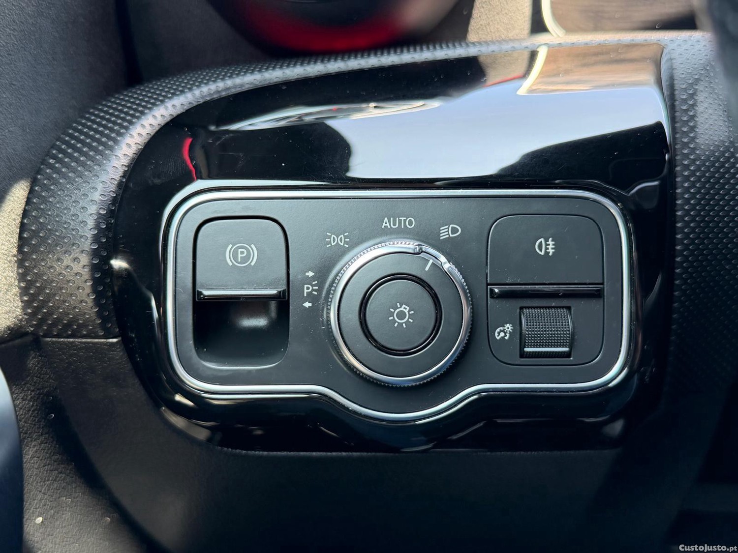 Mercedes-Benz A 180 d AMG Line Aut. — fotografia 8