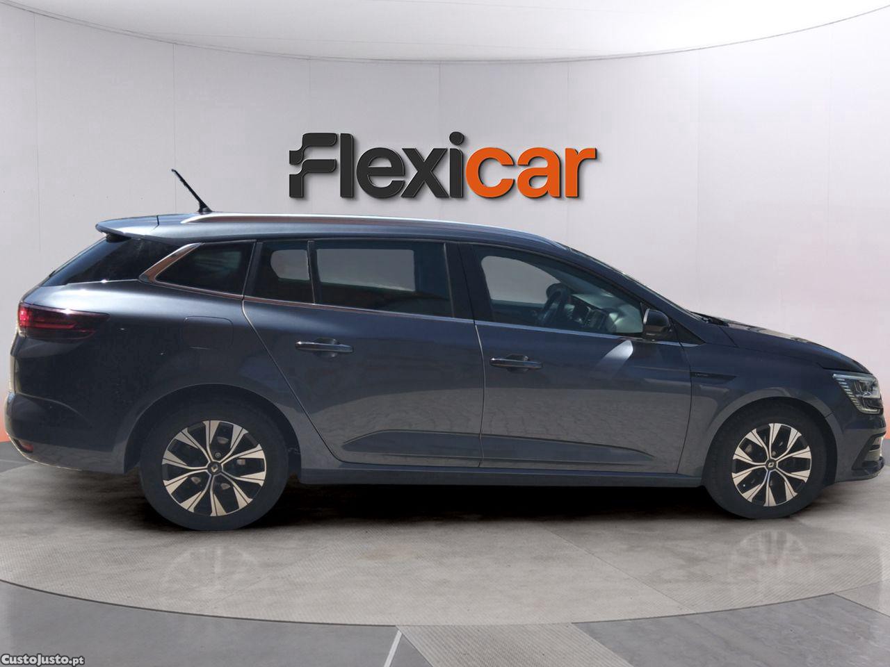 Renault Mégane Sport Tourer 1.3 TCe Limited — fotografia 9