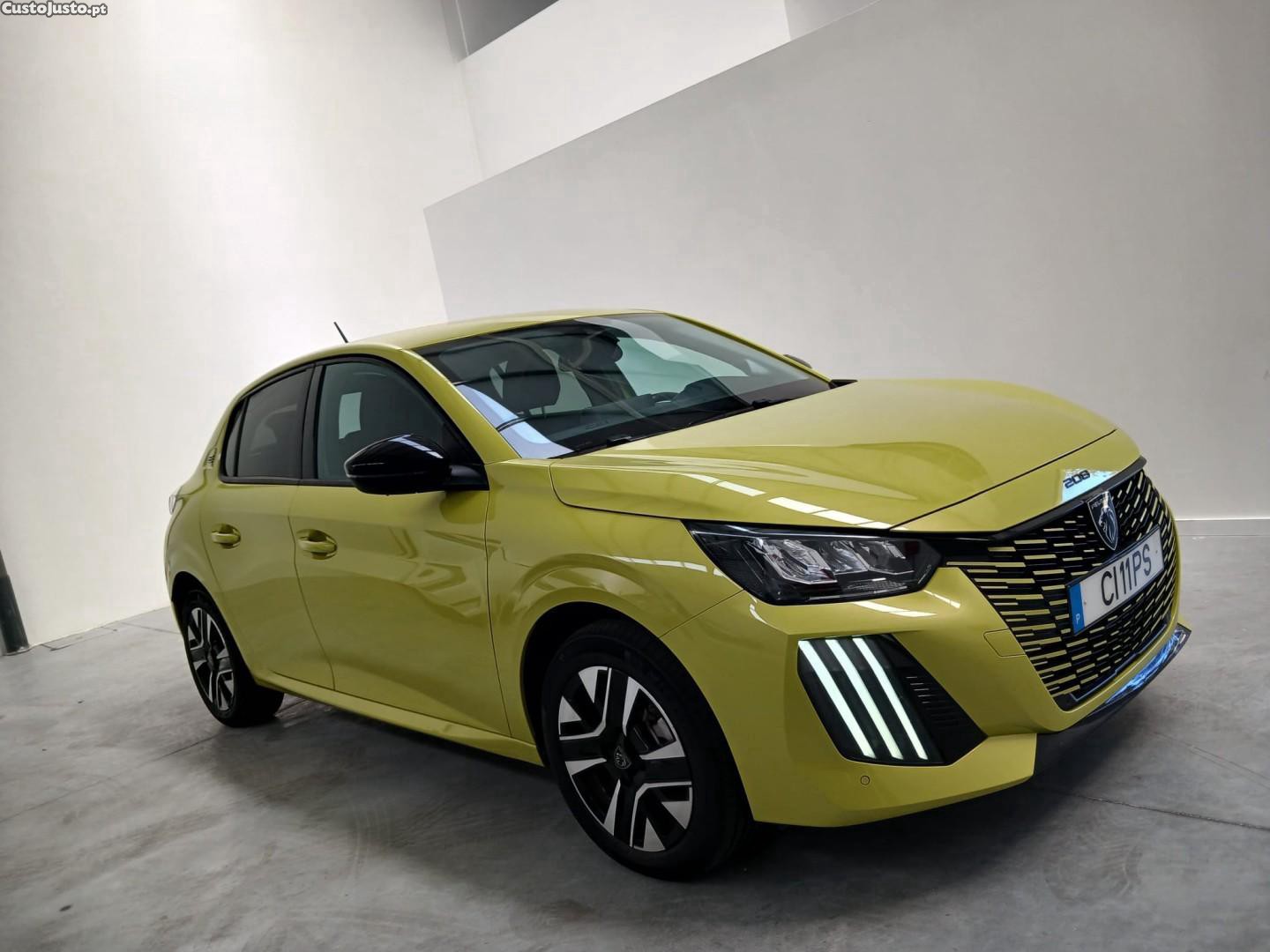 Peugeot e-208 50 kWh Style — fotografia 11