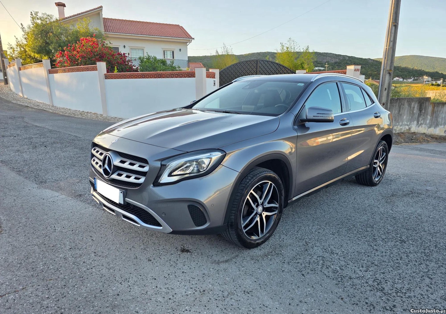 Mercedes-Benz GLA 180 d Urban — fotografia 9