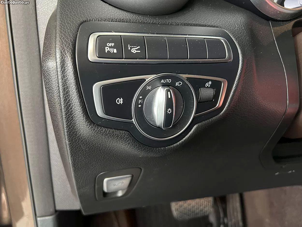 Mercedes-Benz GLC 220 D 4 MATIC — fotografia 5