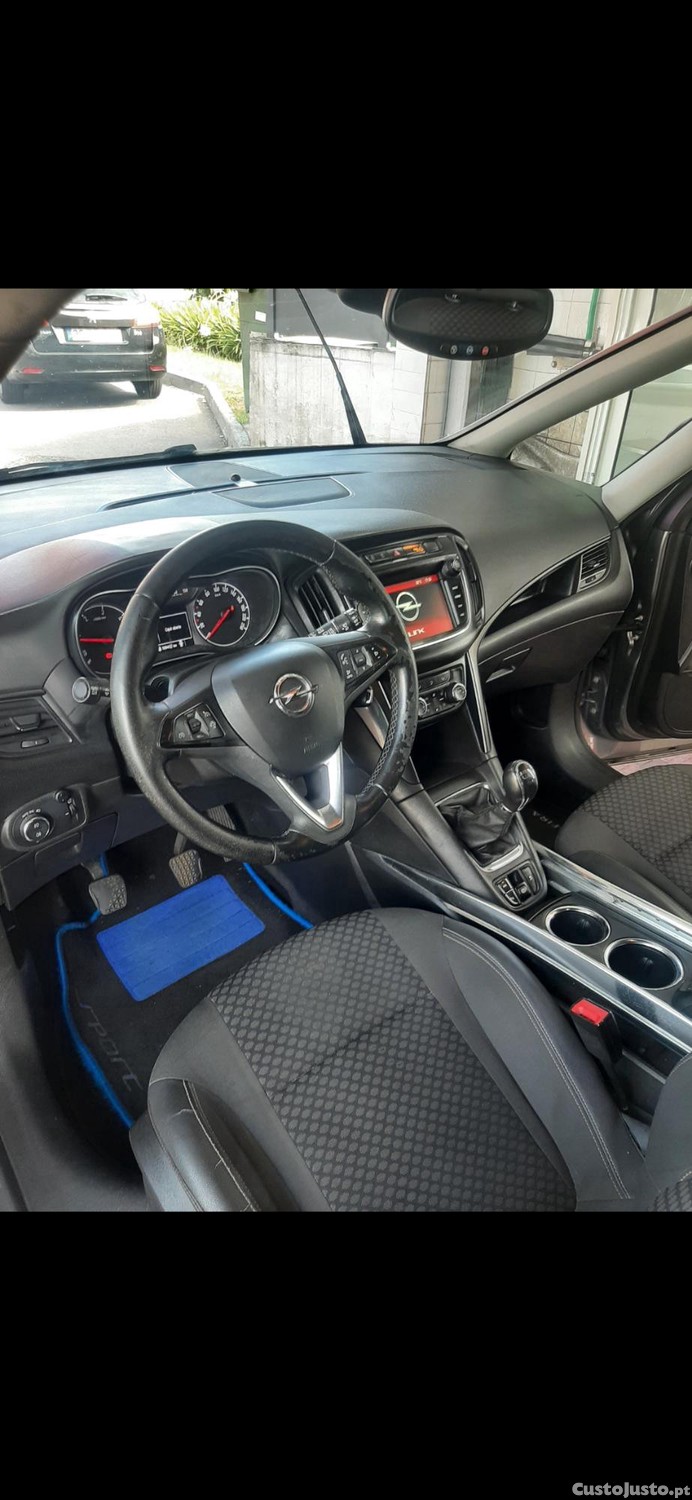 Opel Zafira 1.6 TDI-120 cv de 7 Lugares — fotografia 10