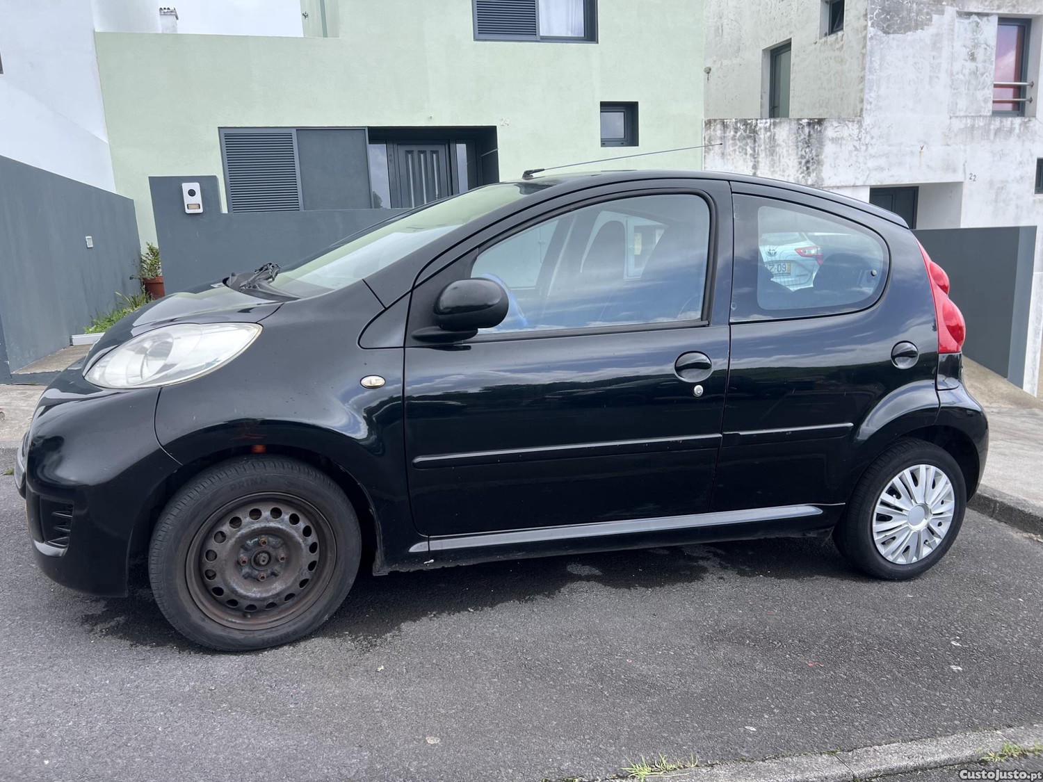 Peugeot 107 1.0 — fotografia 3