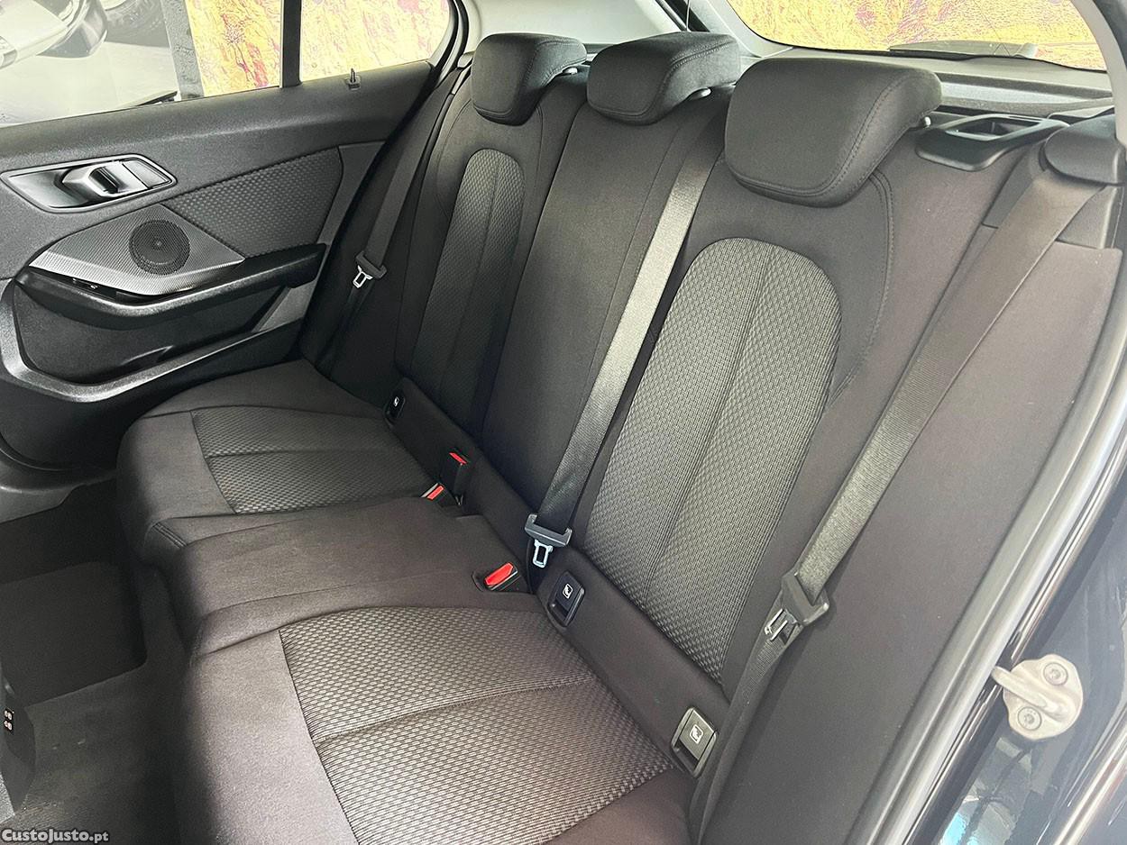 BMW 116 d Advantage — fotografia 2