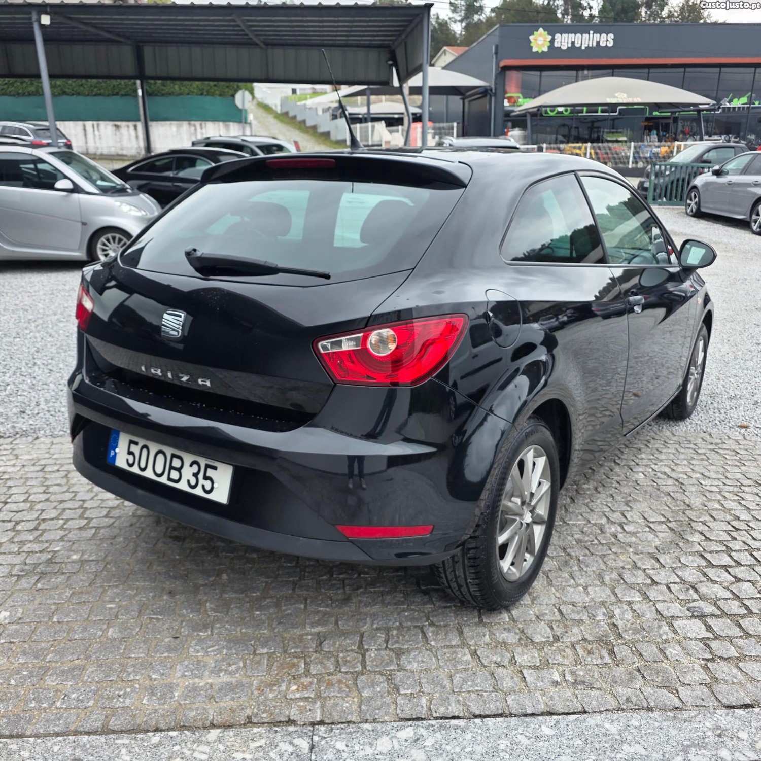 SEAT Ibiza 1.2 12V Reference — fotografia 12