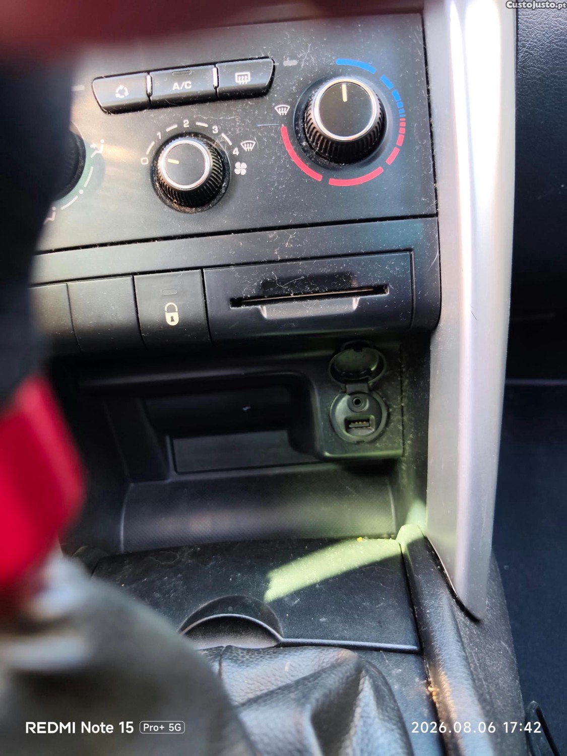 Peugeot 207 sw 1.6hdi — fotografia 5