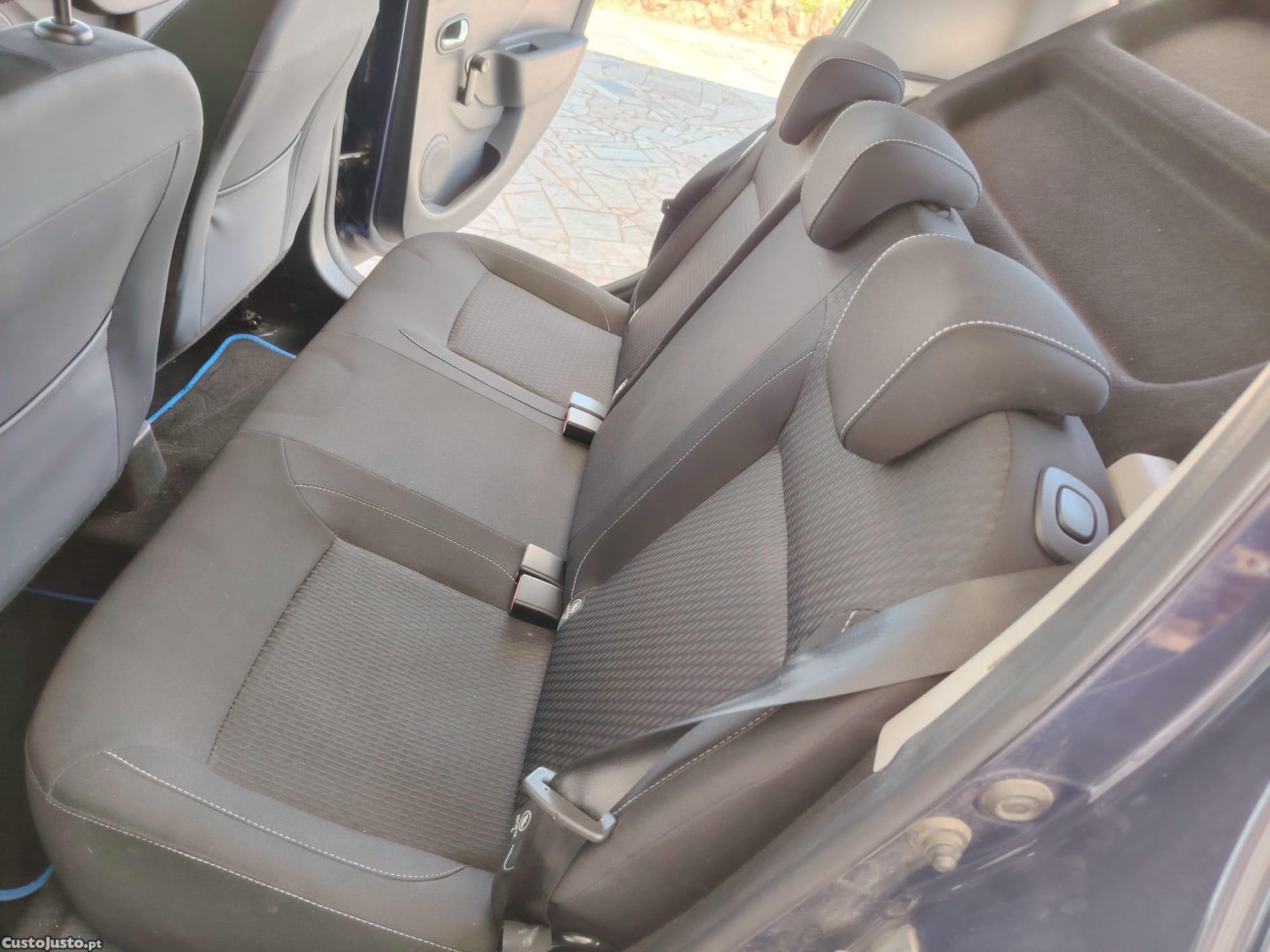 Dacia Sandero 1.0 — fotografia 5