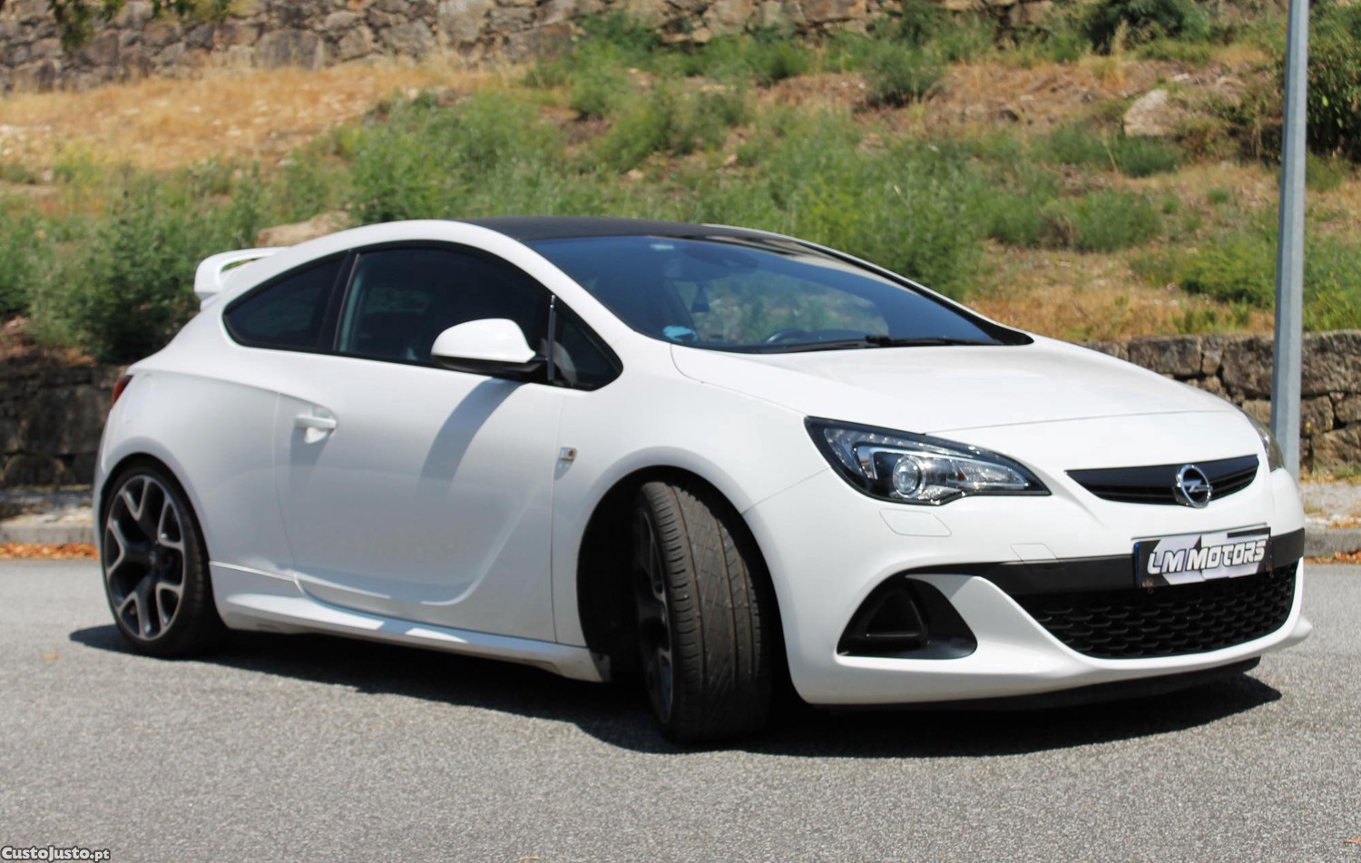 Opel Astra OPC 2.0T — fotografia 21