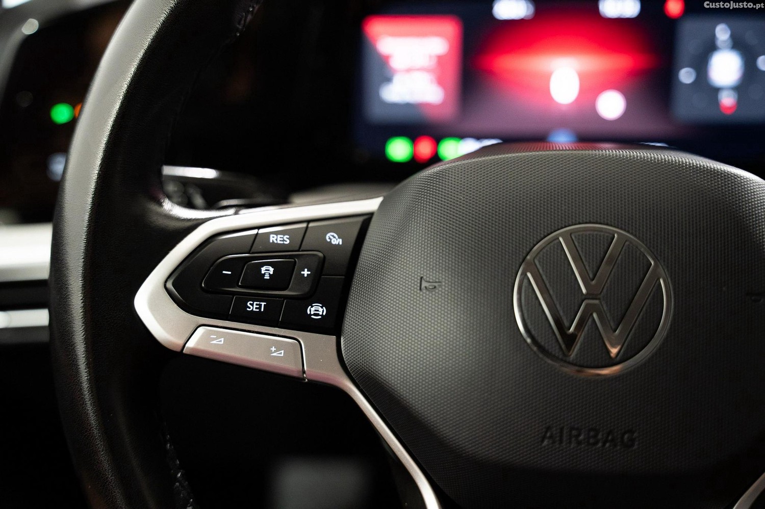Volkswagen Golf Variant 1.0 eTSI Life DSG — fotografia 18