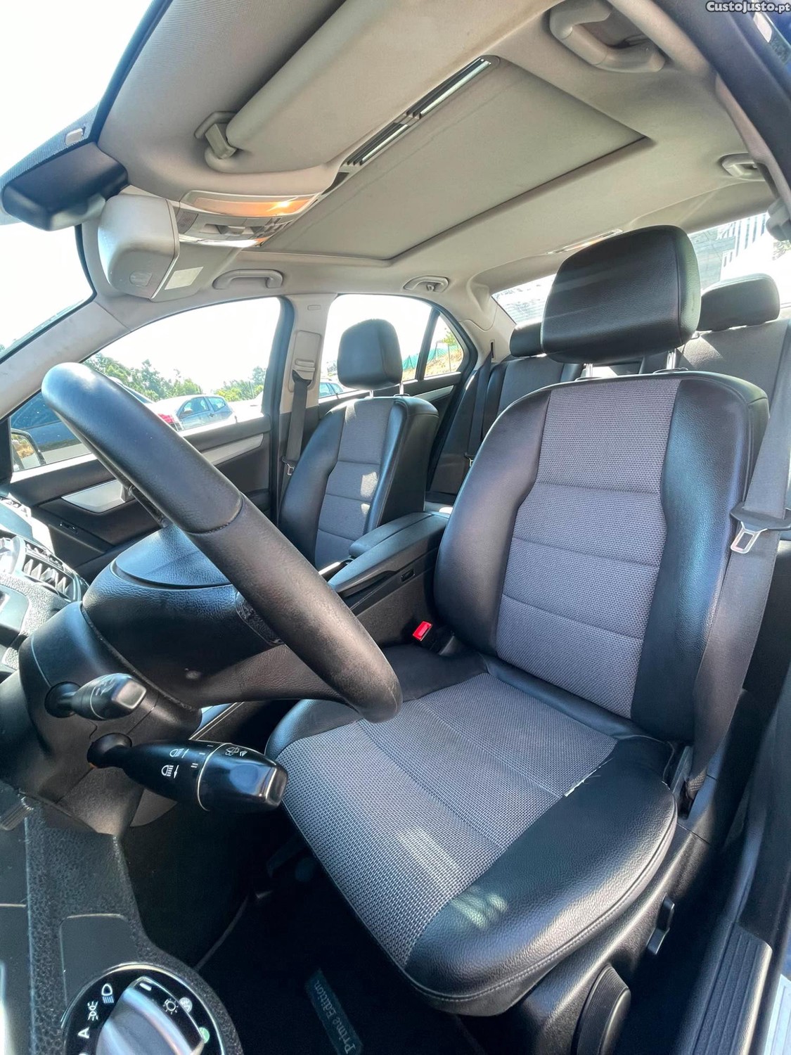 Mercedes-Benz C 250 Avantgarde BlueEfficiency Prime Edition — fotografia 8