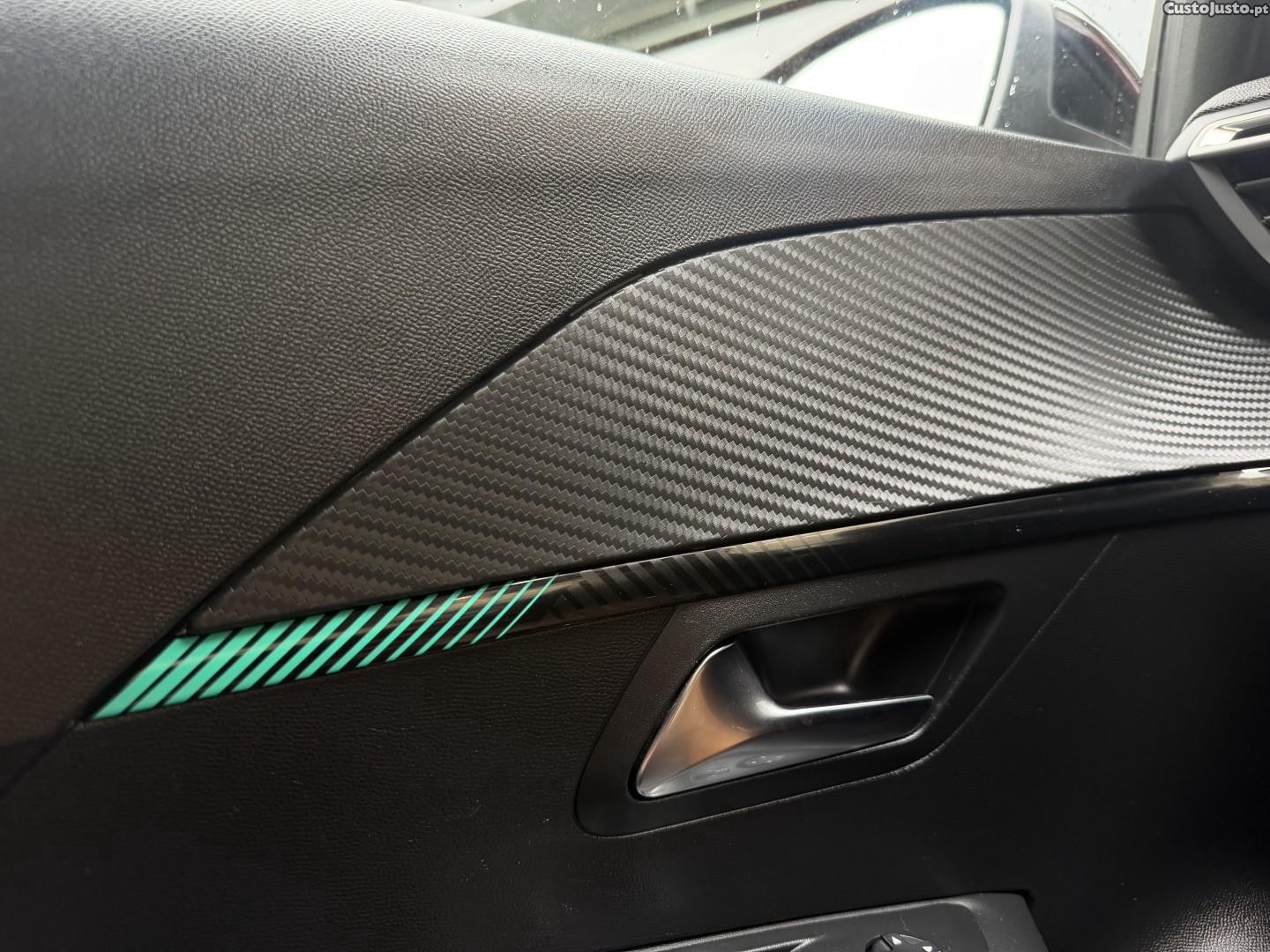 Peugeot 208 1.2 PureTech Active — fotografia 5