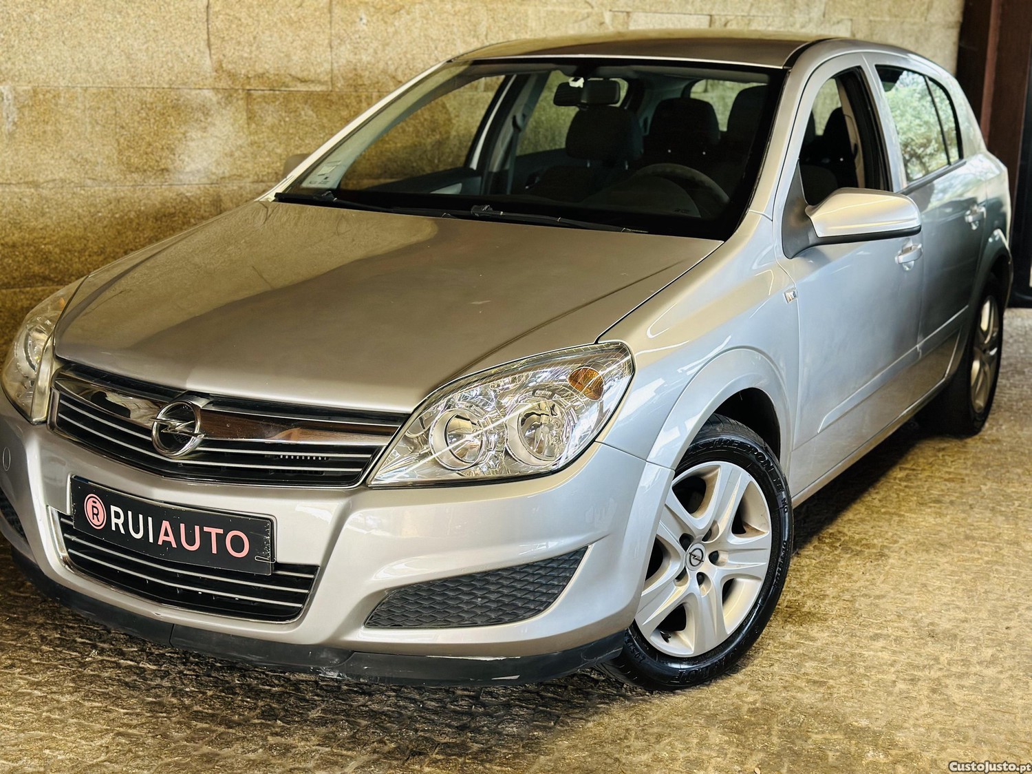 Opel Astra 1.3 Cdti — fotografia 4
