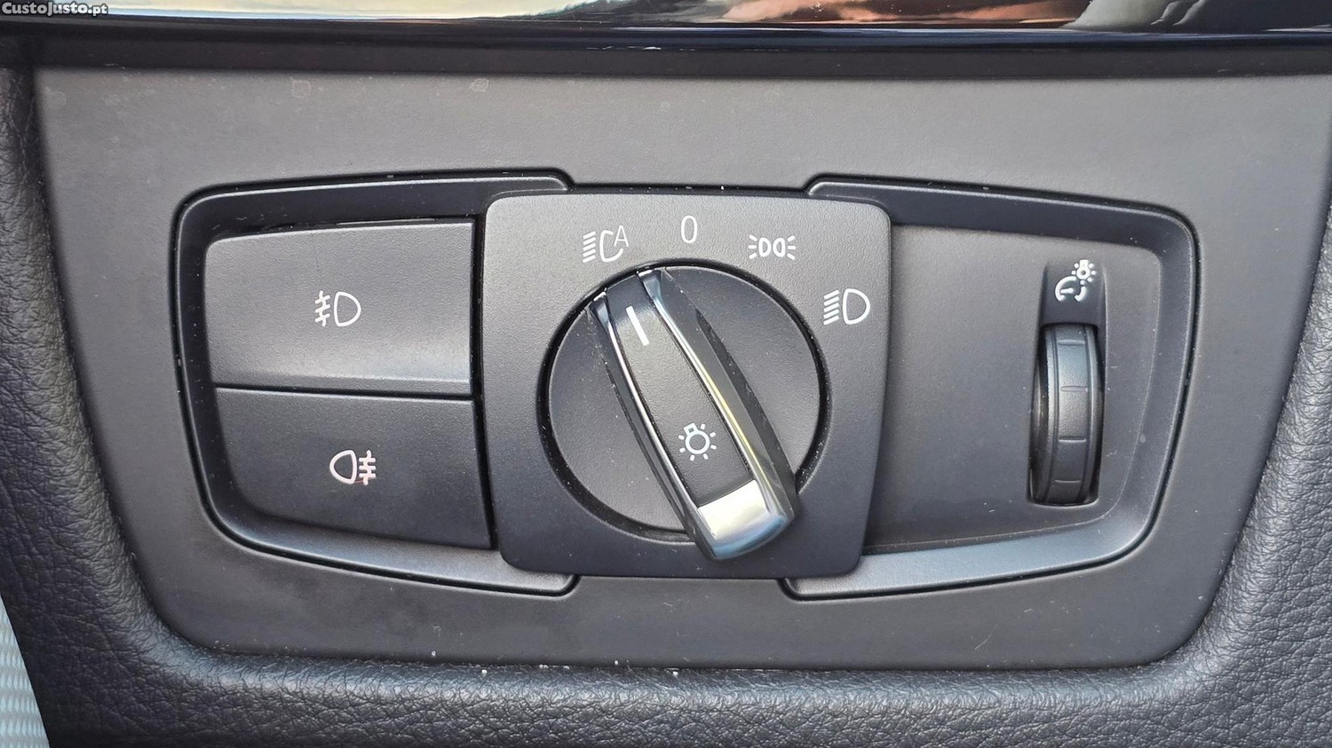 BMW 320 d Touring Auto Pack M — fotografia 20