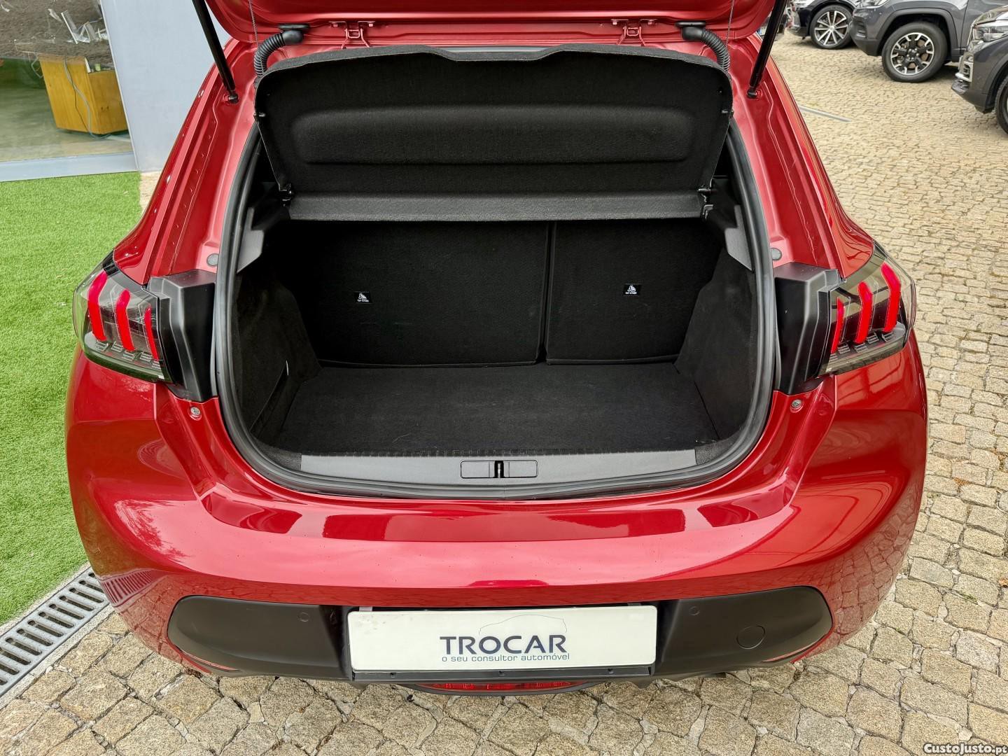 Peugeot 208 1.2 PureTech Active — fotografia 16