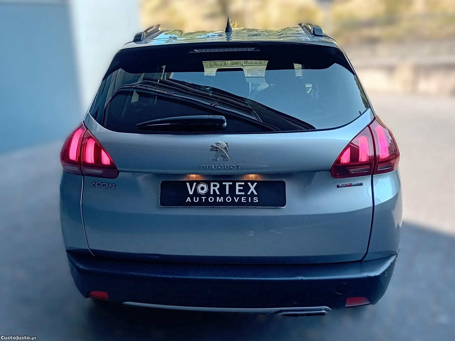 Peugeot 2008 1.2 PureTech GT Line — fotografia 14