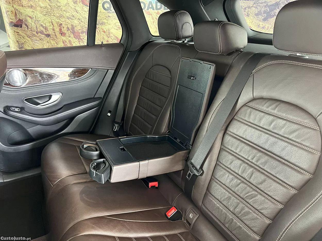 Mercedes-Benz GLC 220 D 4 MATIC — fotografia 2