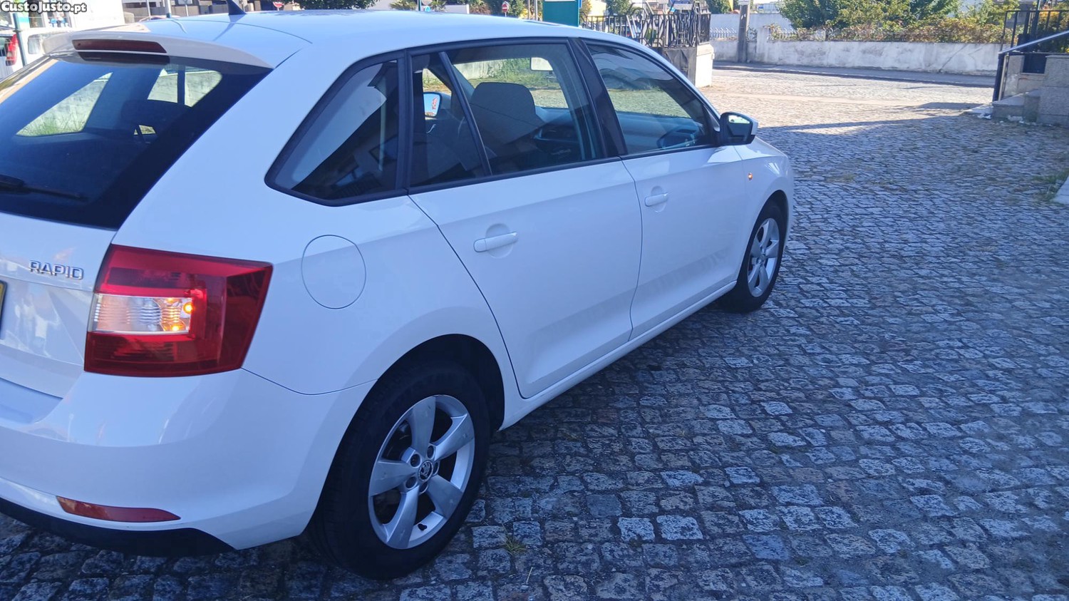Skoda Rapid ELEGANCE 1.2 SPACEBACK TSI IMPECÁVEL — fotografia 6