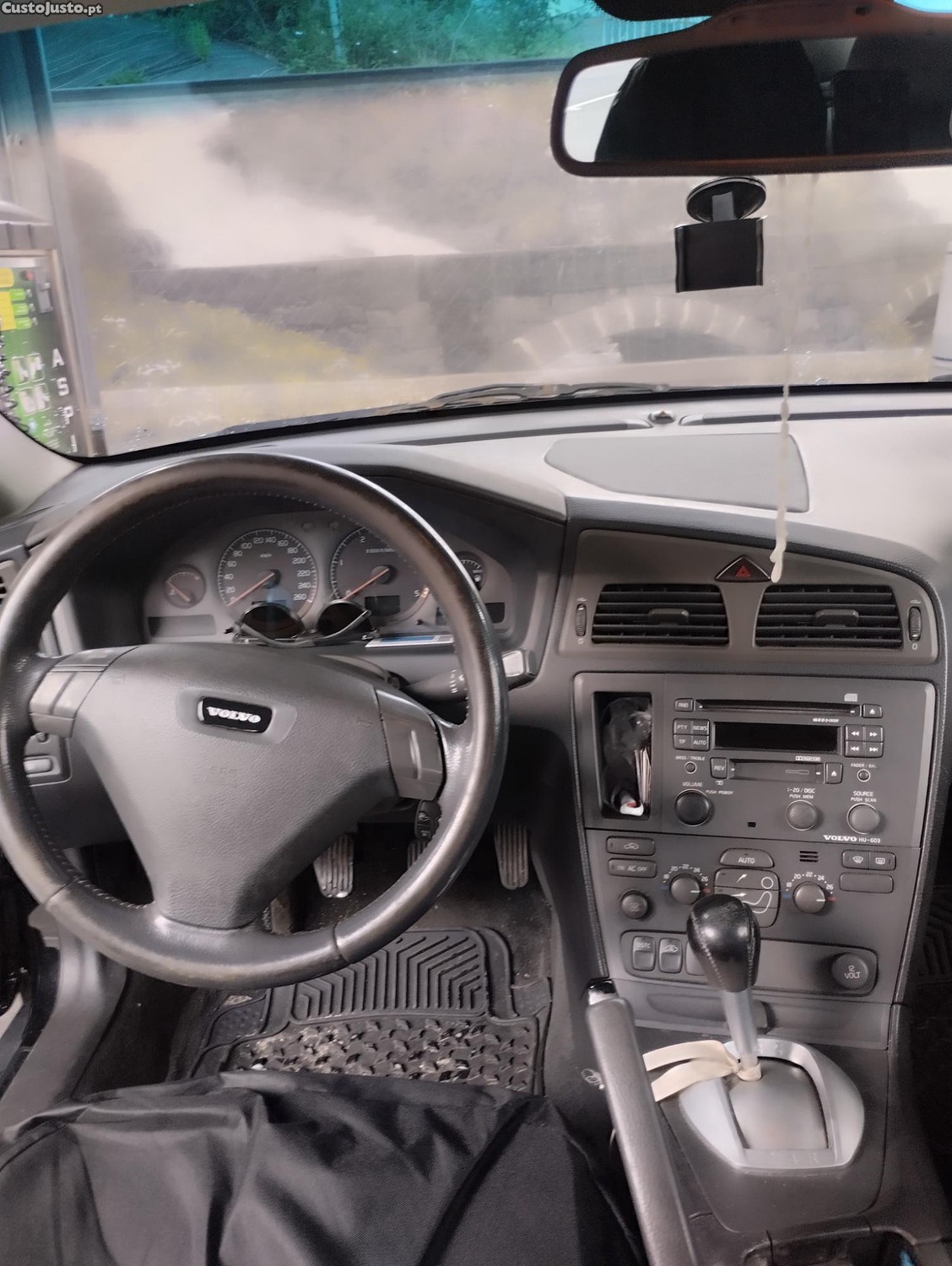 Volvo S60 D5 R — fotografia 3