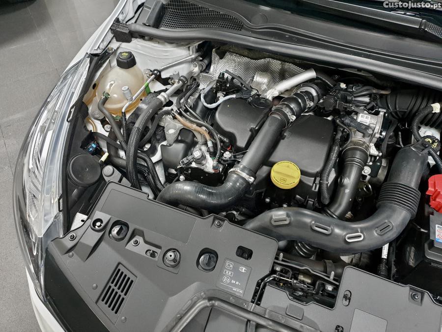 Renault Clio 1.5 dCi Zen — fotografia 18
