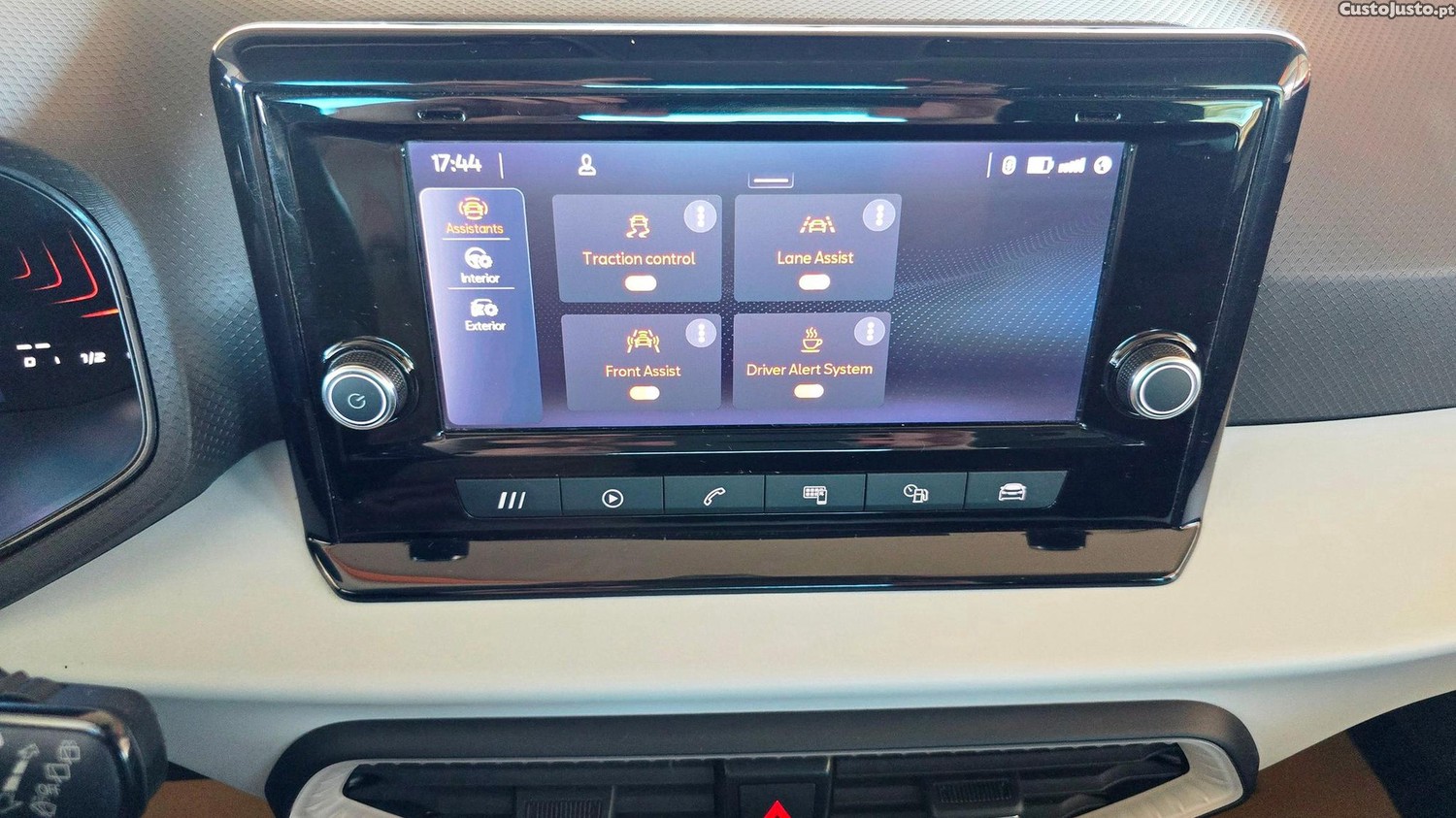 SEAT Arona 1.0 TSI Style DSG — fotografia 3